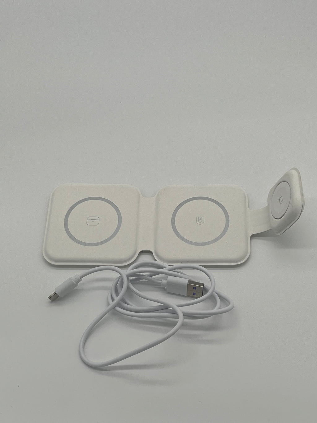 Chargeur Sans-Fil Pliable 3-en-1 – FD-308™ | iPhone • AirPods • Apple Watch